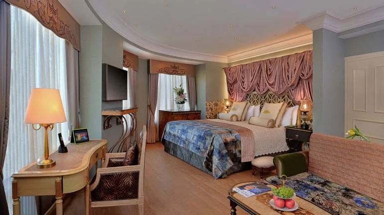Hotel Leela Venture