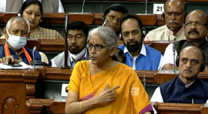 nirmala sitharaman takes on congress for dismissing 1990 jk genocide