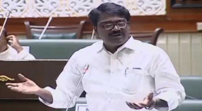 tsrtc passing through a critical phase minister