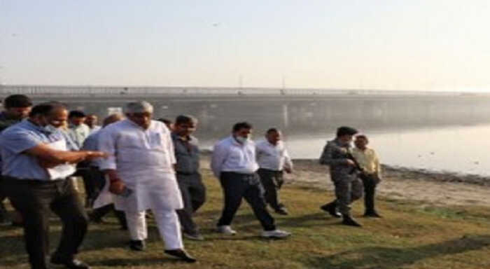 complete all stps works in delhi by dec centre to officials