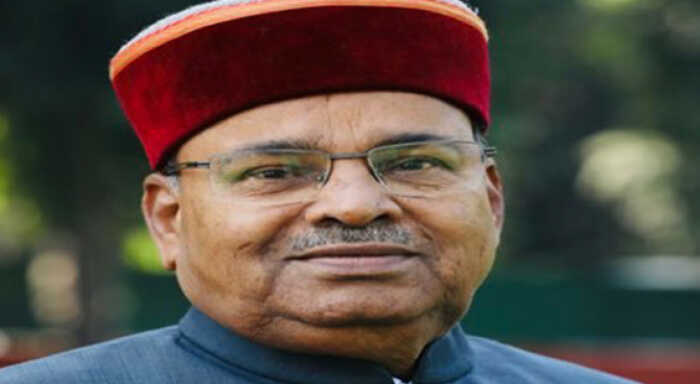 karnataka guv offers prayers at tirumala temple