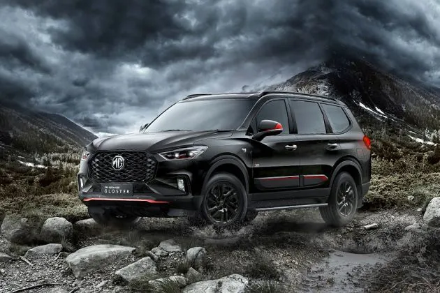 MG Hector Blackstorm Edition