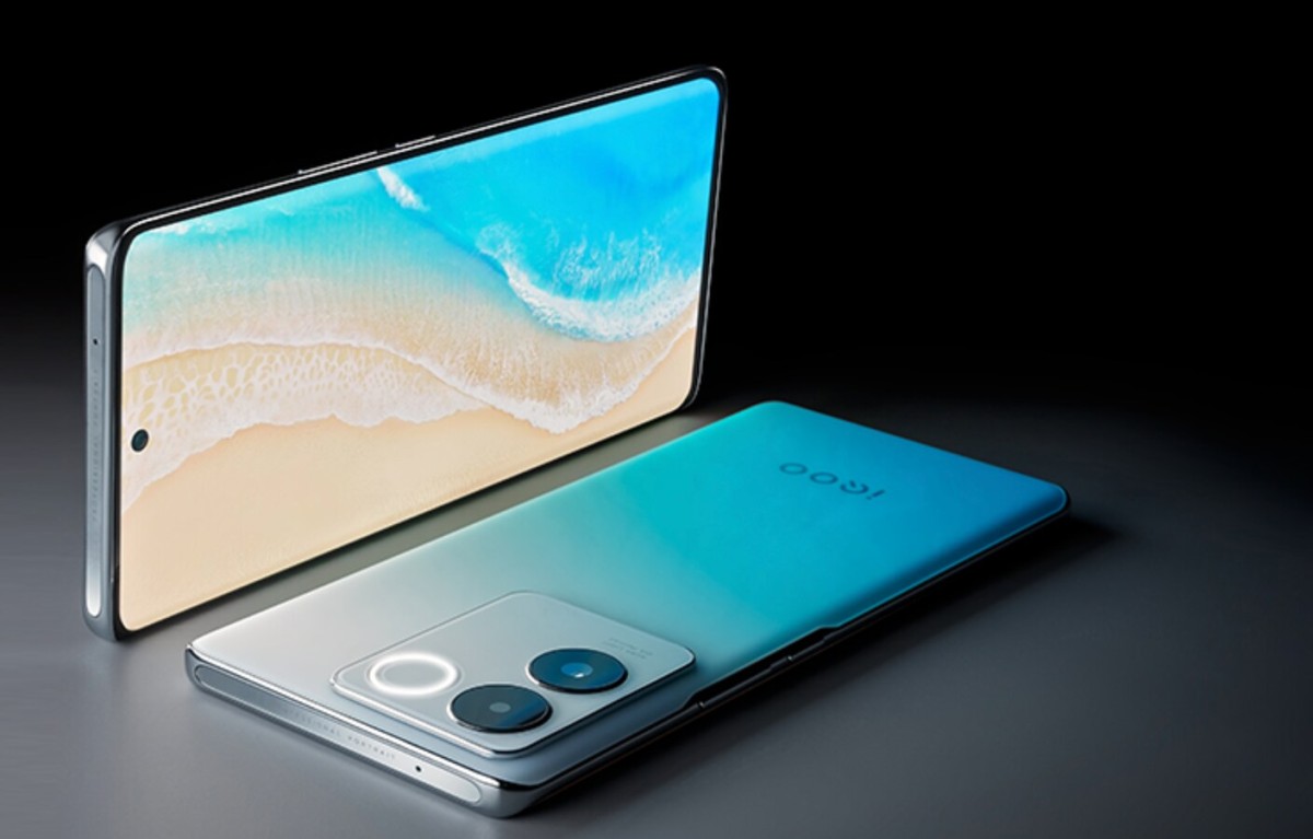Oppo A3 Pro vs iQoo Z7s