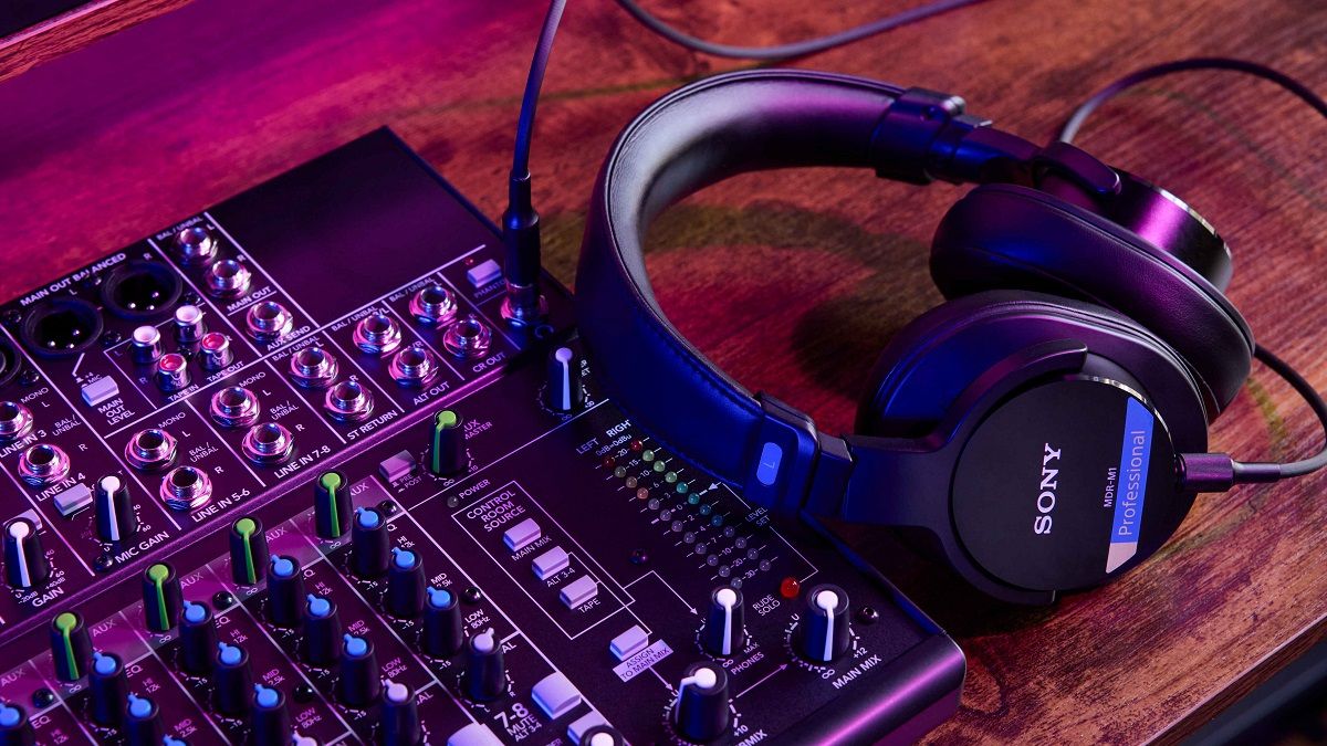 Sony MDR-M1