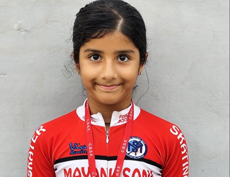 Mayra Wins Bronze