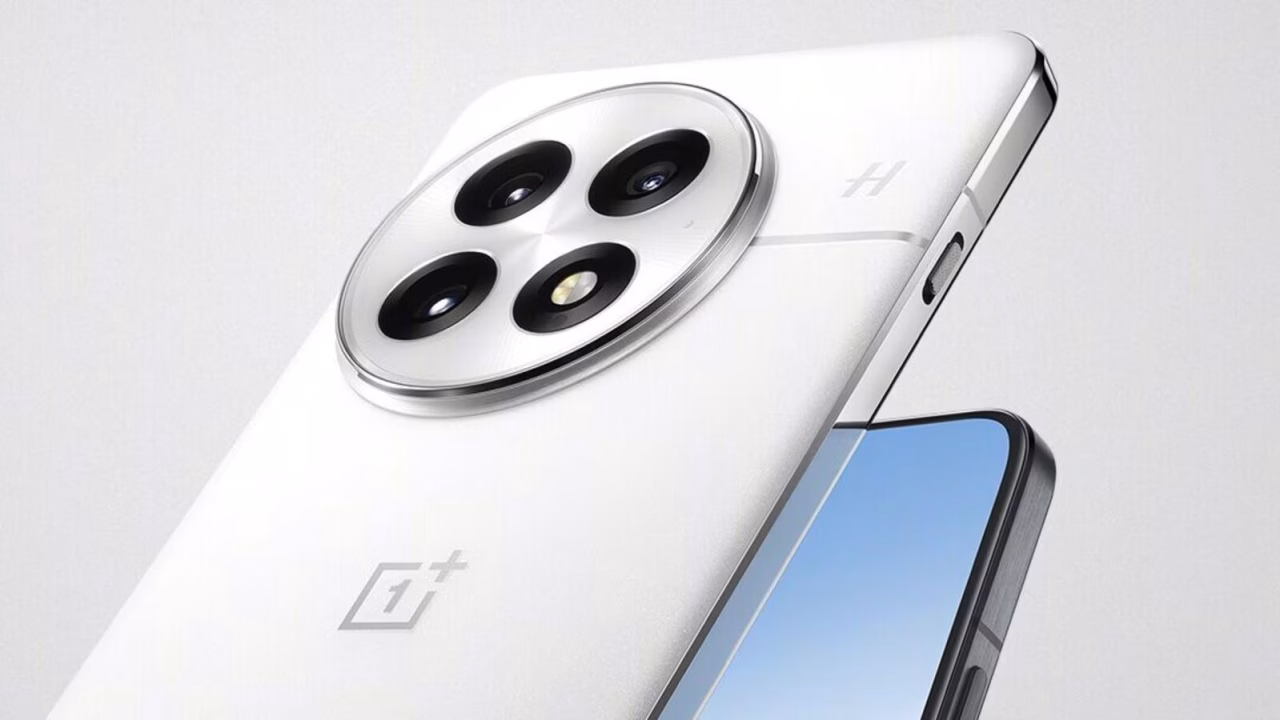 OnePlus 12 Price Slashed in India Ahead of OnePlus 13 Launch: Should You Buy Now?