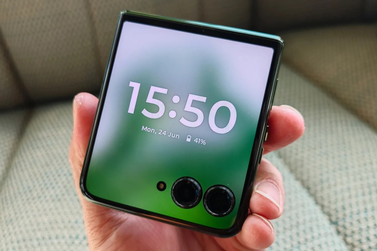 Motorola Razr 50