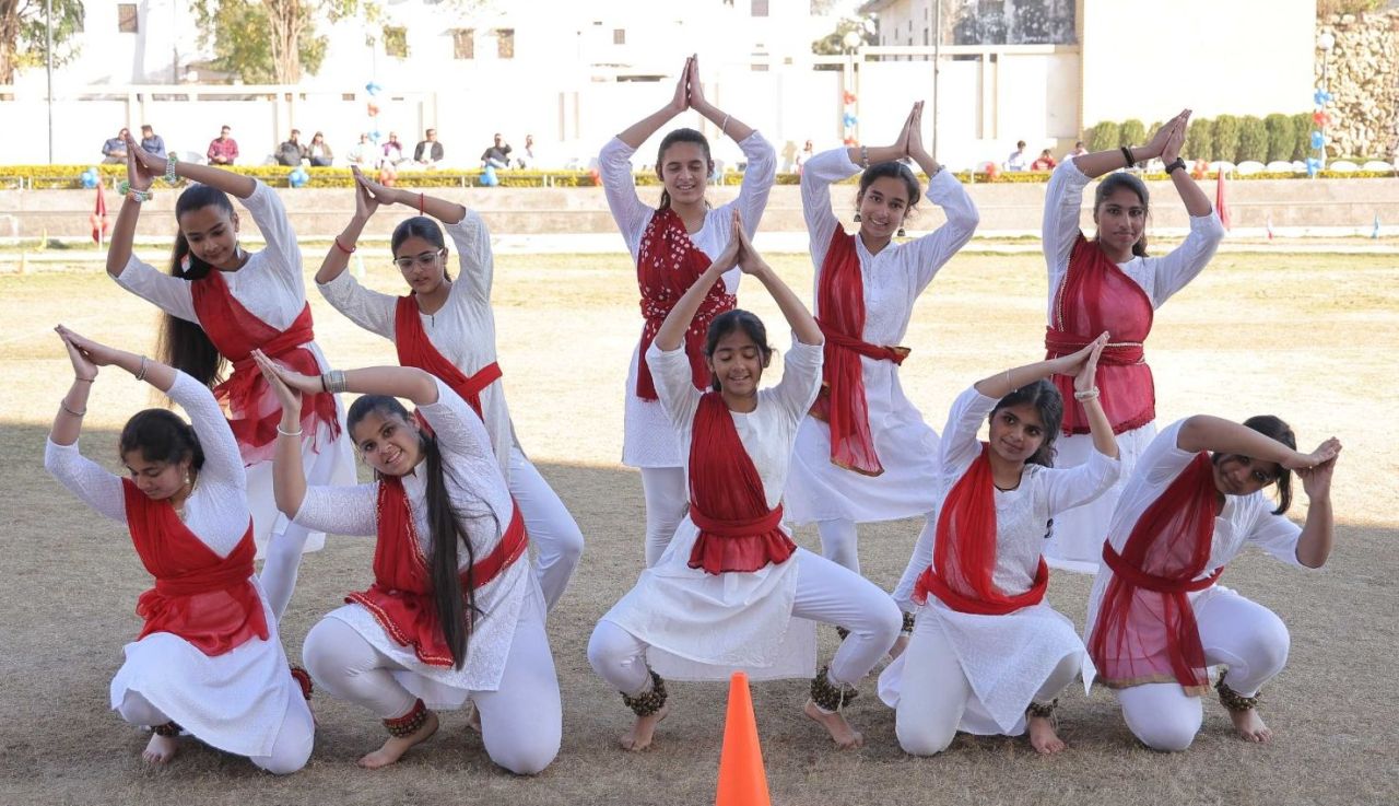 Witty International School