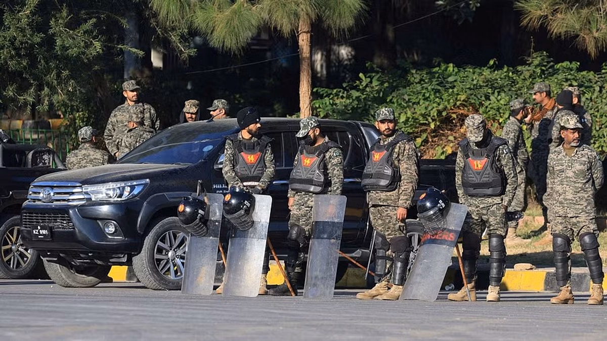 11 Terrorists Killed in Pakistan’s Khyber Pakhtunkhwa