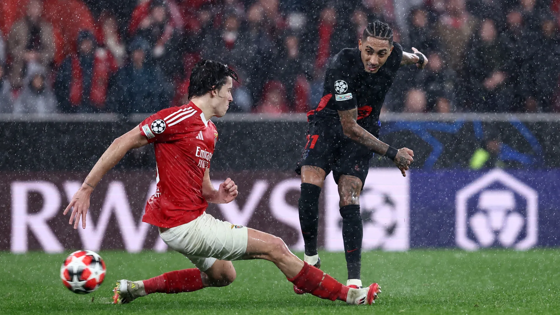 Barcelona Defeats Benfica