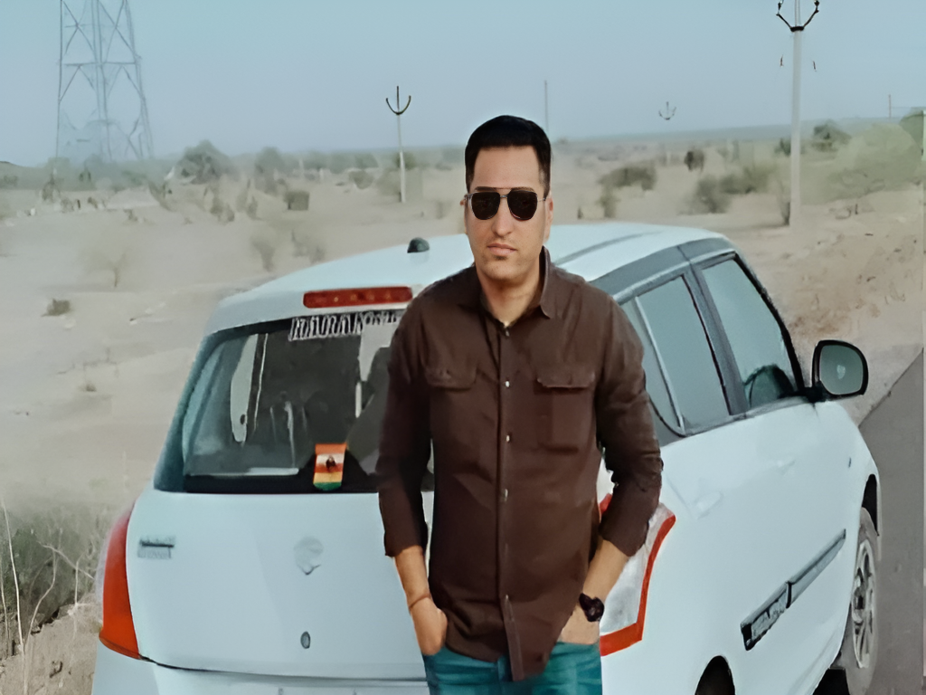 Property Dealer Chandan Singh Rathore