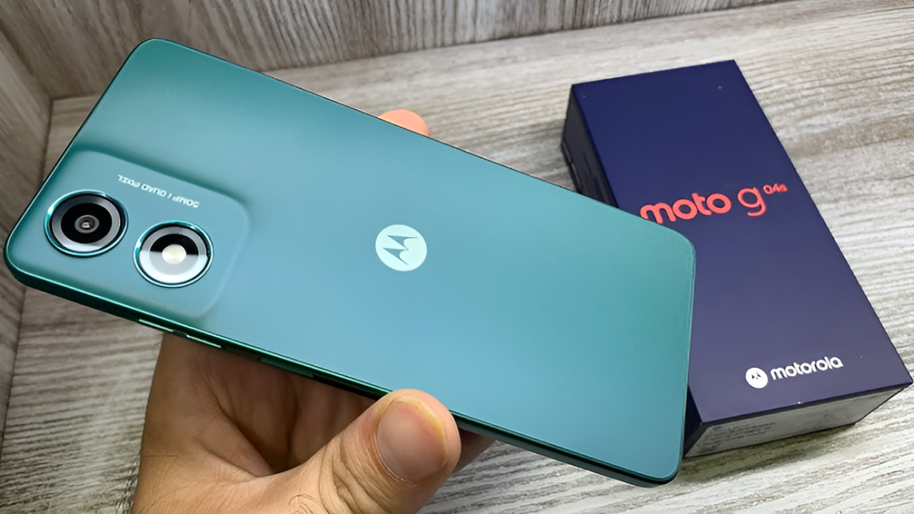 Moto G04s