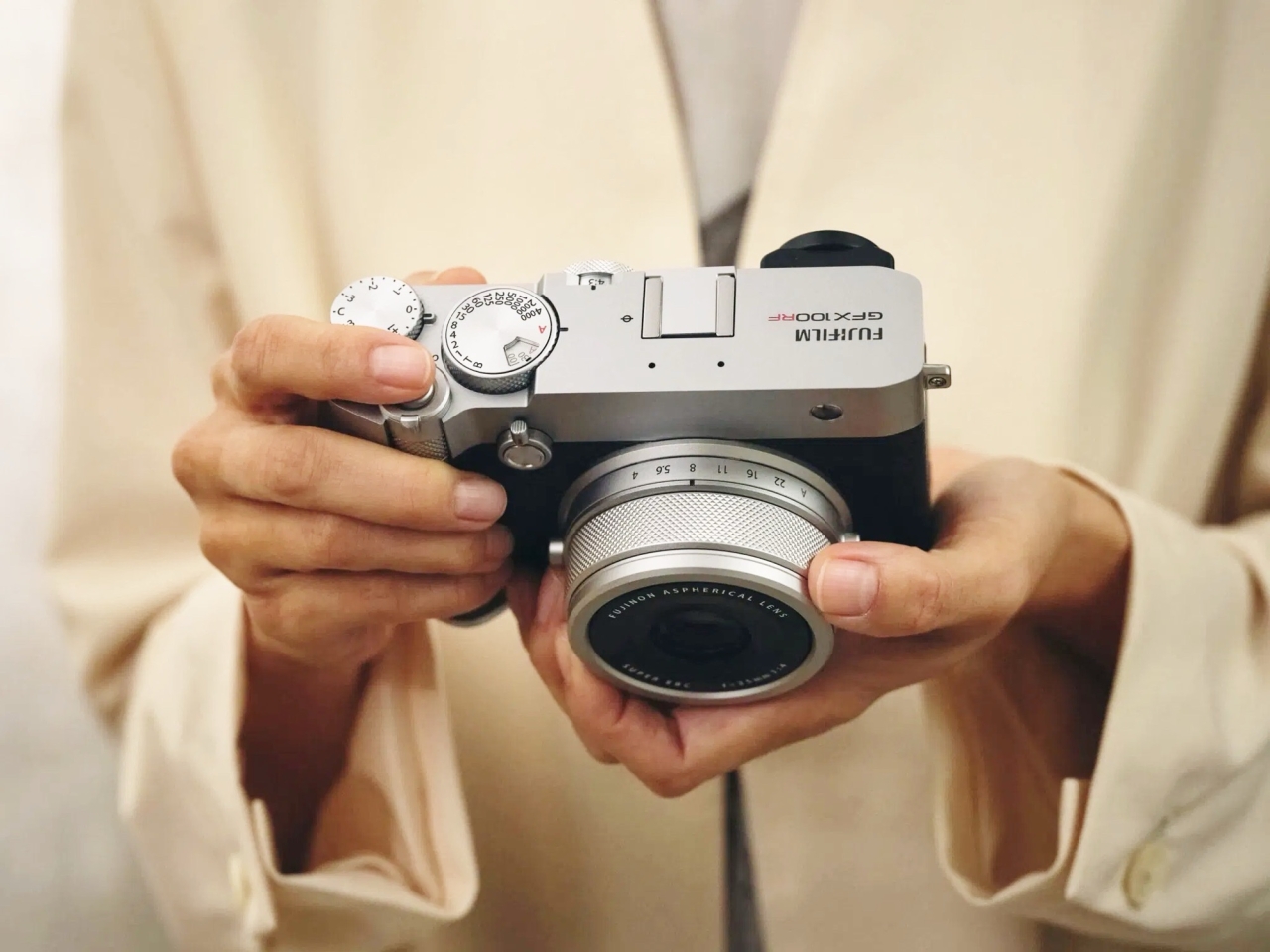 Fujifilm GFX100RF