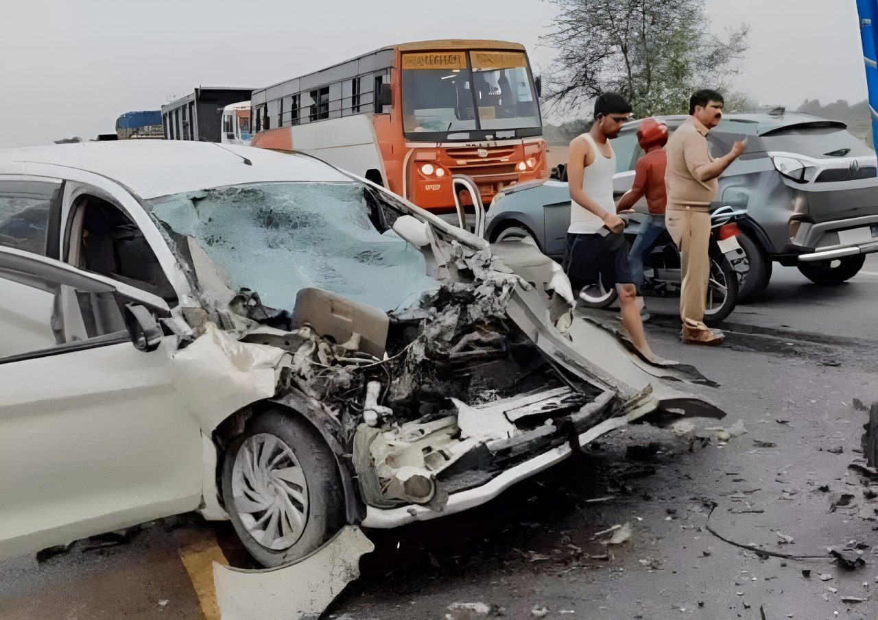 Barabanki Road Accident