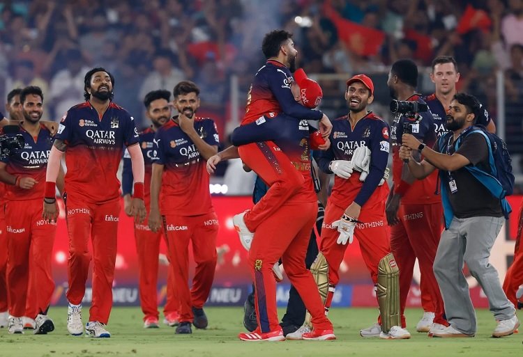 IPL Trophy