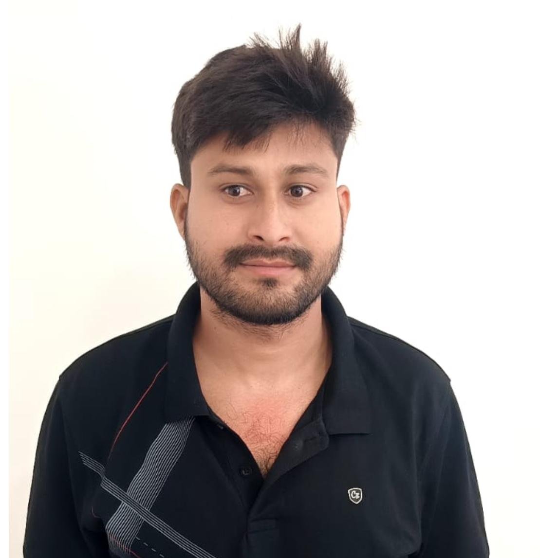 SOG Arrests Fake Selected Senior Teacher Carrying ₹5,000 Bounty | Udaipur Kiran