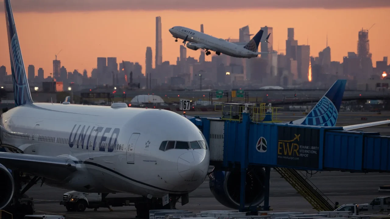 US Flights Delayed