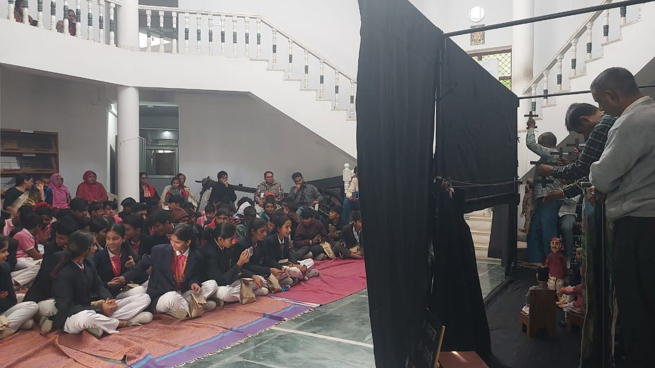 Udaipur: Tribal Pride Day Celebrated with Cultural Grandeur and Inspiring Tributes | Udaipur Kiran Udaipur: Tribal Pride Day Celebrated with Cultural Grandeur and Inspiring Tributes | Udaipur Kiran