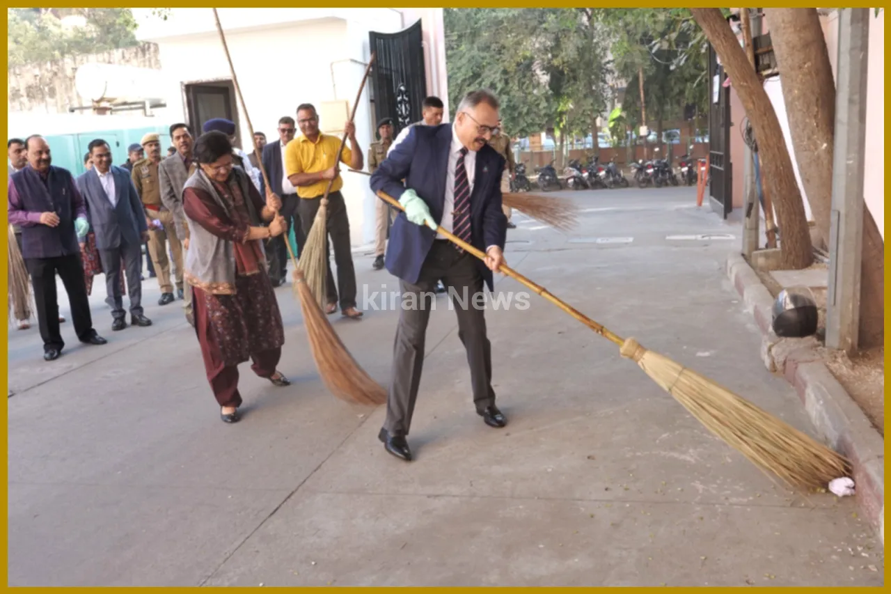 Clean Office Drive at Rajasthan Police Headquarters a Success; DGP Sharma Leads by Example | Udaipur Kiran