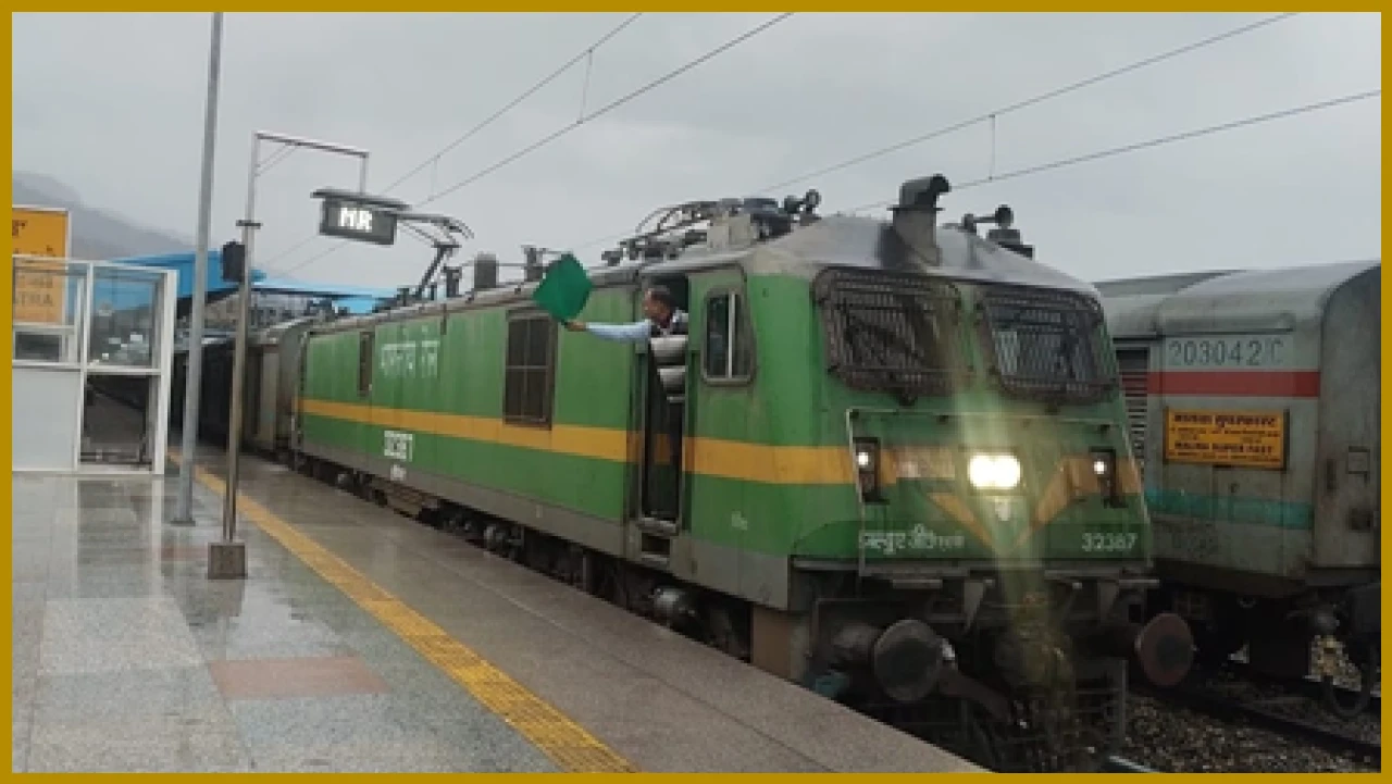 Special Train Successfully Connects Vaishno Devi Katra and Srinagar