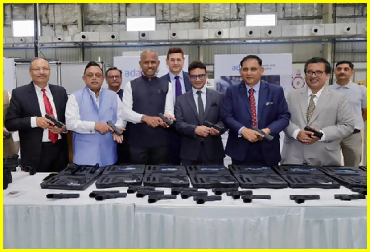 Indian Army Receives 2,000 Indigenous Prahaar LMGs