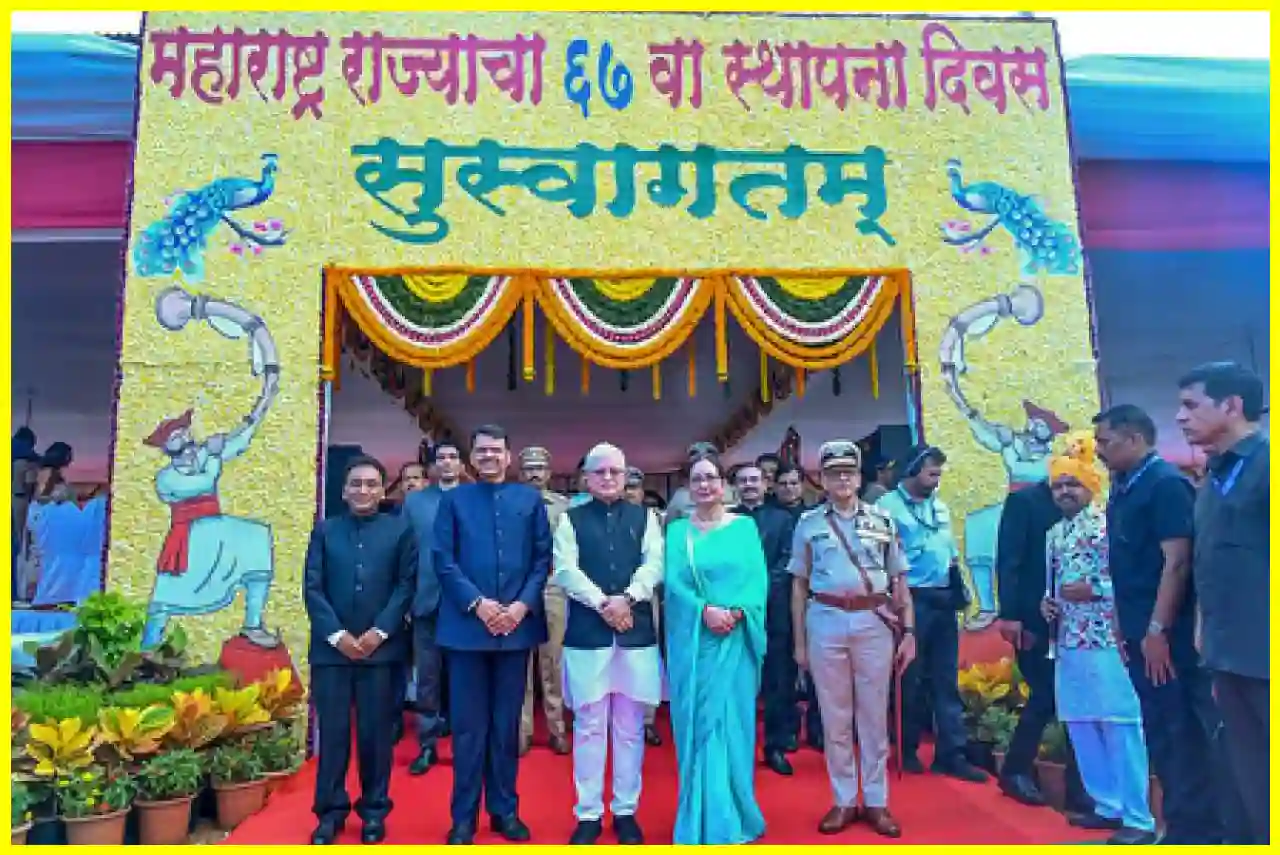 CM Fadnavis Thanks PM Modi for Support on Maharashtra Day