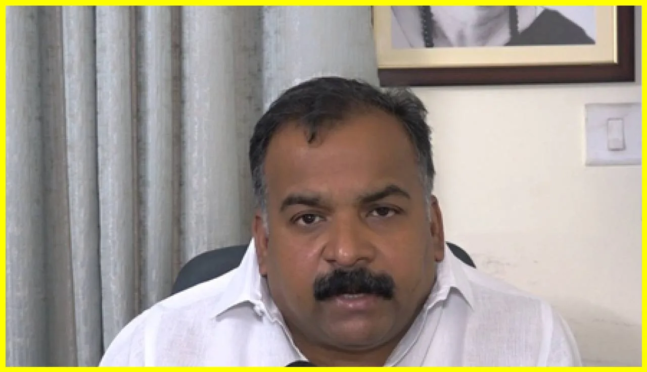 Government Fails to Protect Students Future: Manickam Tagore