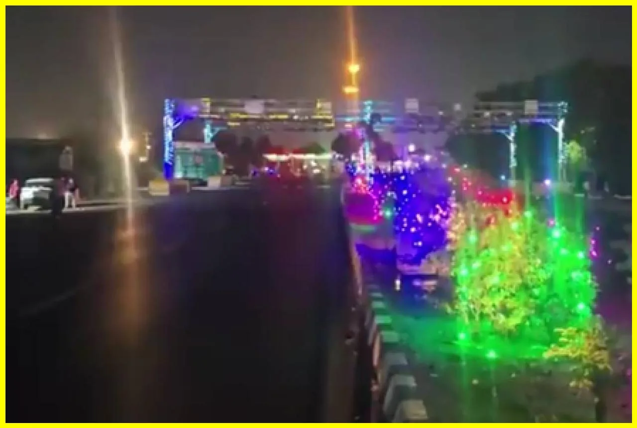 Indias First Barrier-Free Toll Plaza Opens in Surat
