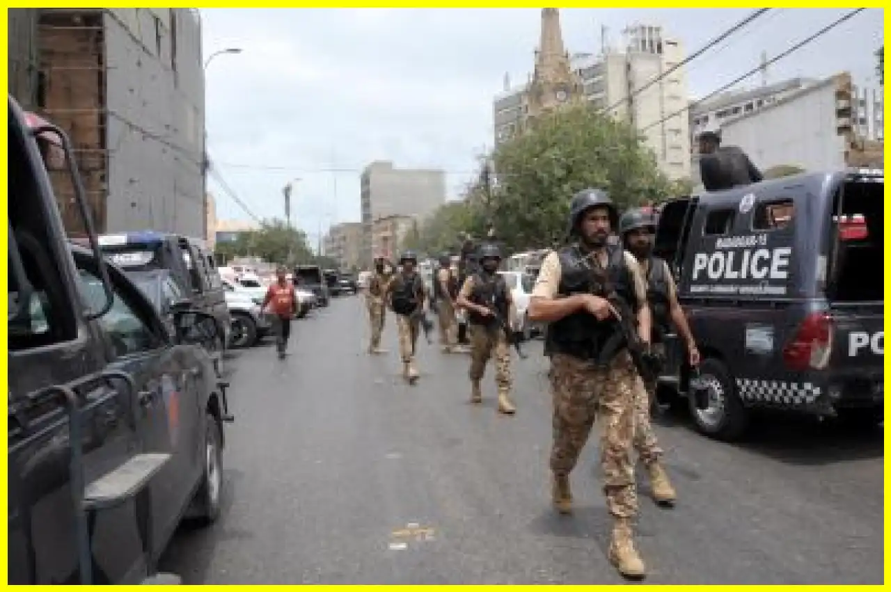 Rocket Attack on Police Vehicle in Pakistans Khyber Pakhtunkhwa