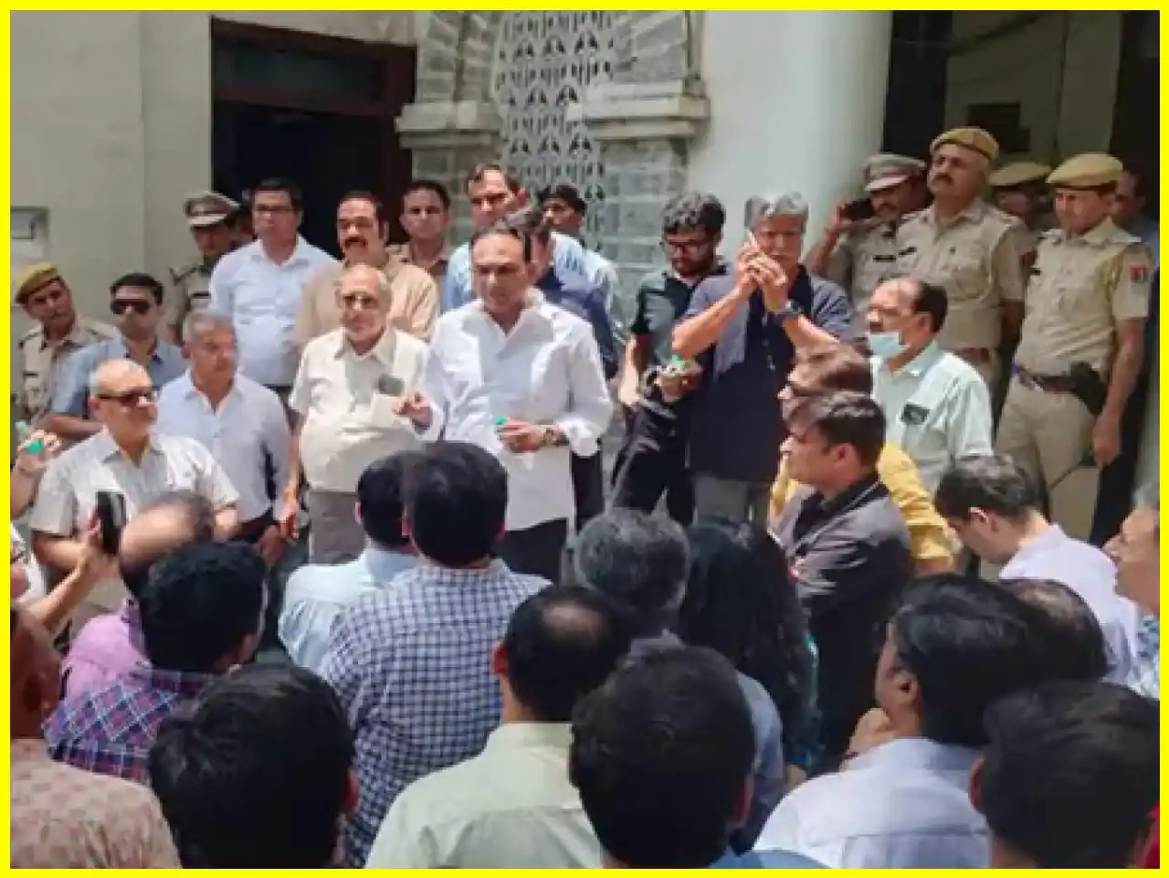 Doctors Protest Postponed for Five Days