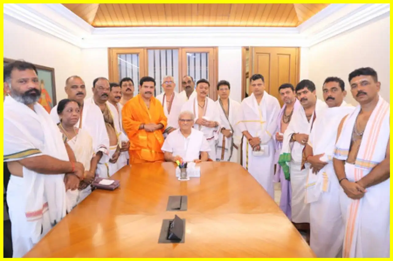 Karnataka BJP Chief Confident of Resolving Cross Voting Dispute