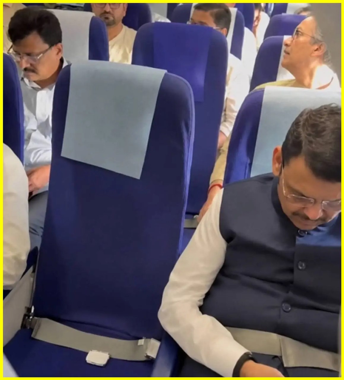 Political Rivals Travel Together Amidst Turmoil