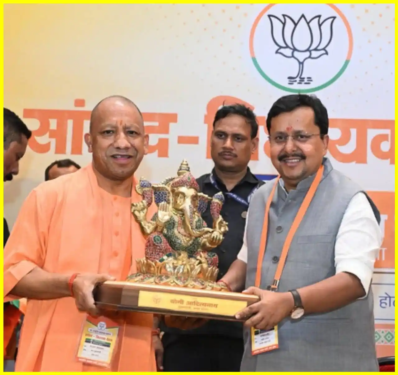 2027 यूपी चुनाव का शंखनाद: भाजपा नेताओं को 'राष्ट्र प्रथम' का मंत्र, जातिवाद से दूर रहने की हिदायत