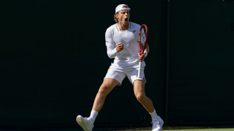 Jiju Bergs Advances to Second Round at Wimbledon After Defeating Hugo Humbert