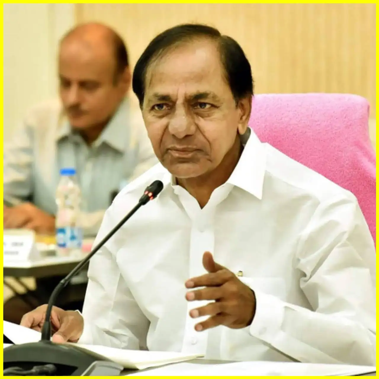 KCR Visits Yashoda Hospital to Inquire About Senior Leader Sudarshan Reddys Health