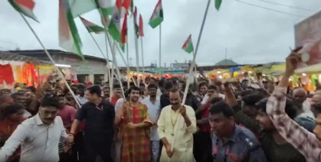 Dhirendra Shastris Message to Gen-Z: Progress Towards the Nation and Ram Will Make India a World Leader