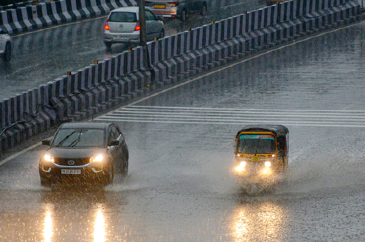 Heavy Rain and Strong Winds Expected in Tamil Nadu