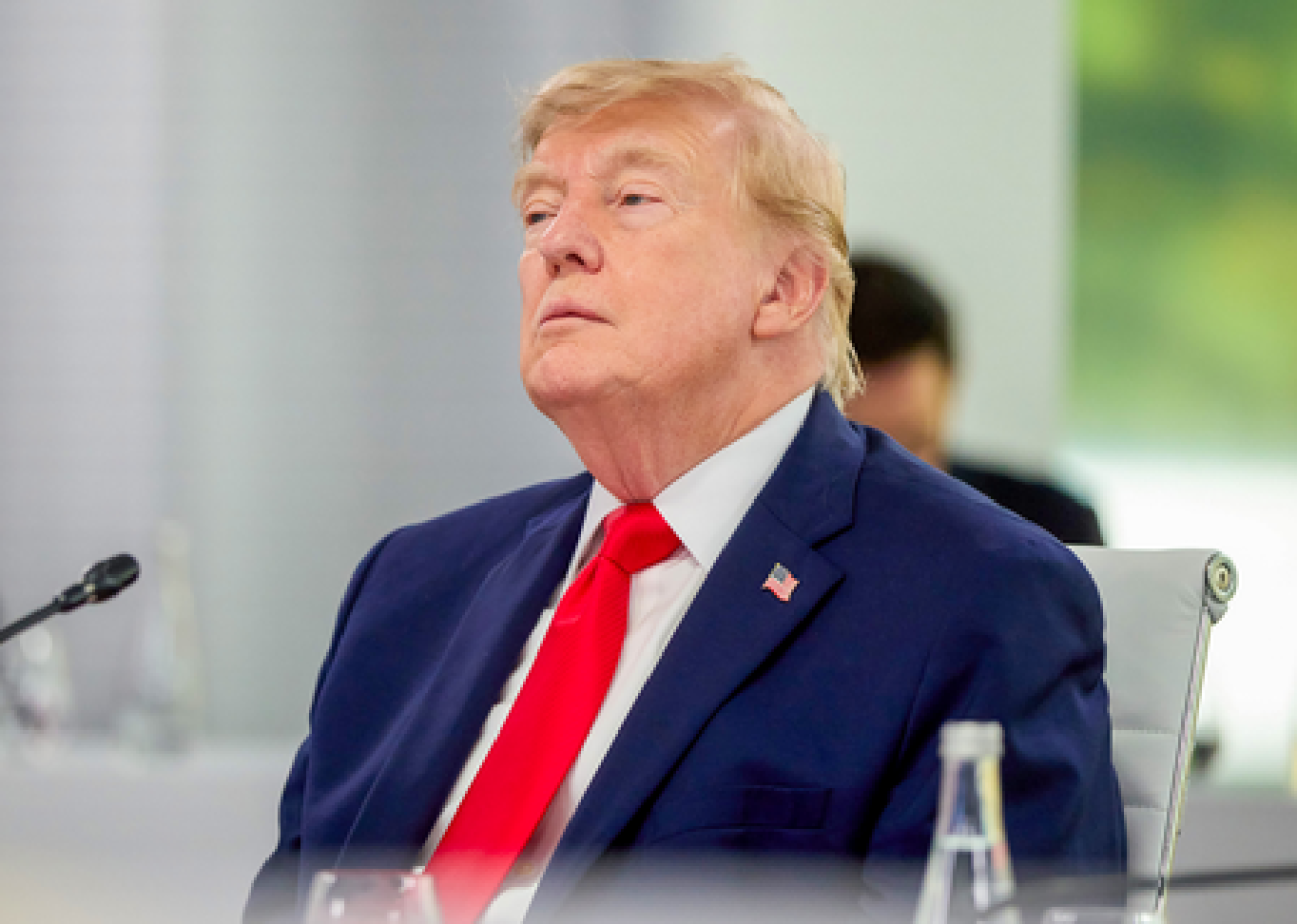 Trump Issues Stern Warning to Iran Over Maritime Mines
