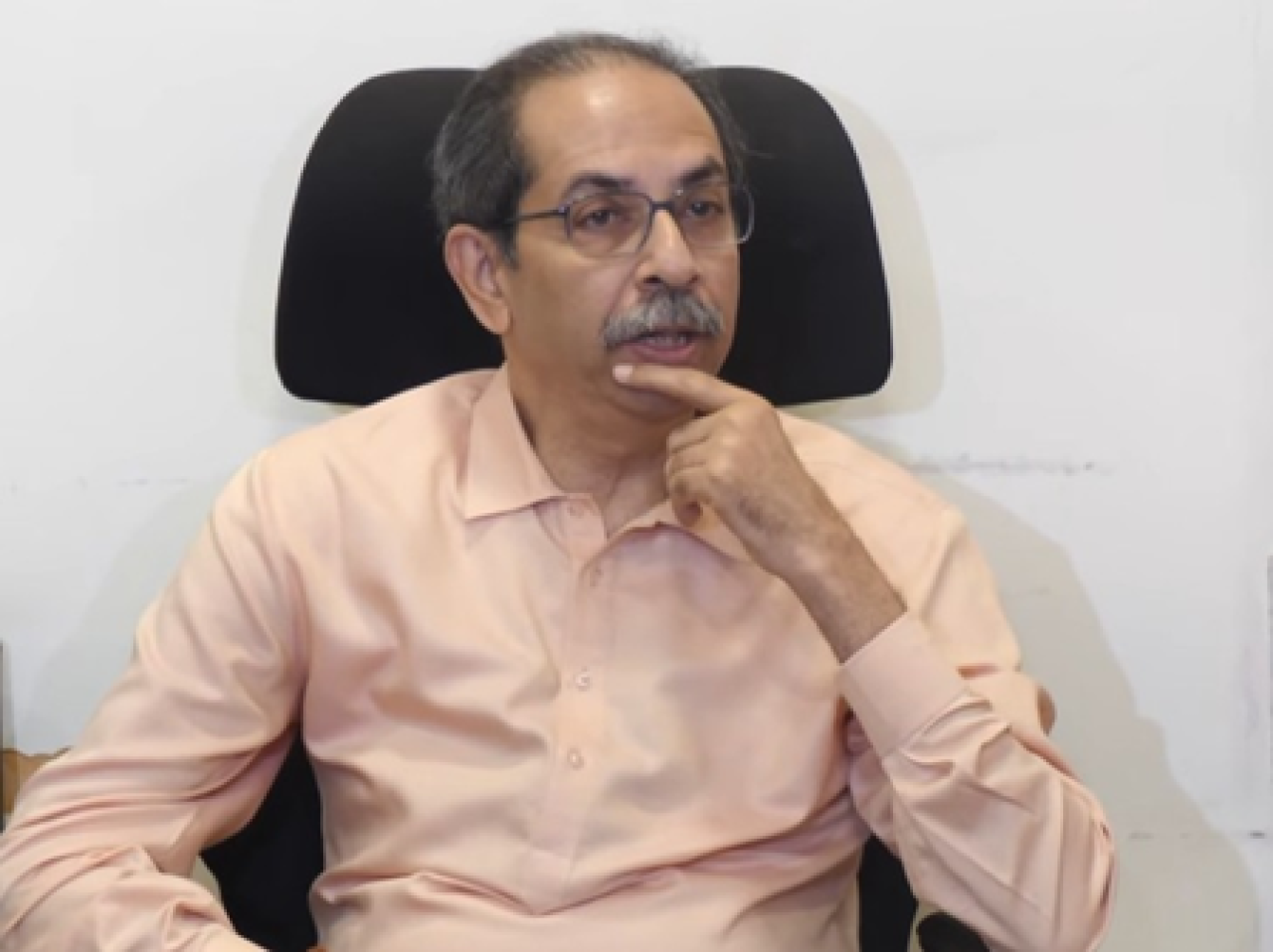 Shiv Sena Criticizes Center for Imposing Vegetarian Menu at BRICS Summit