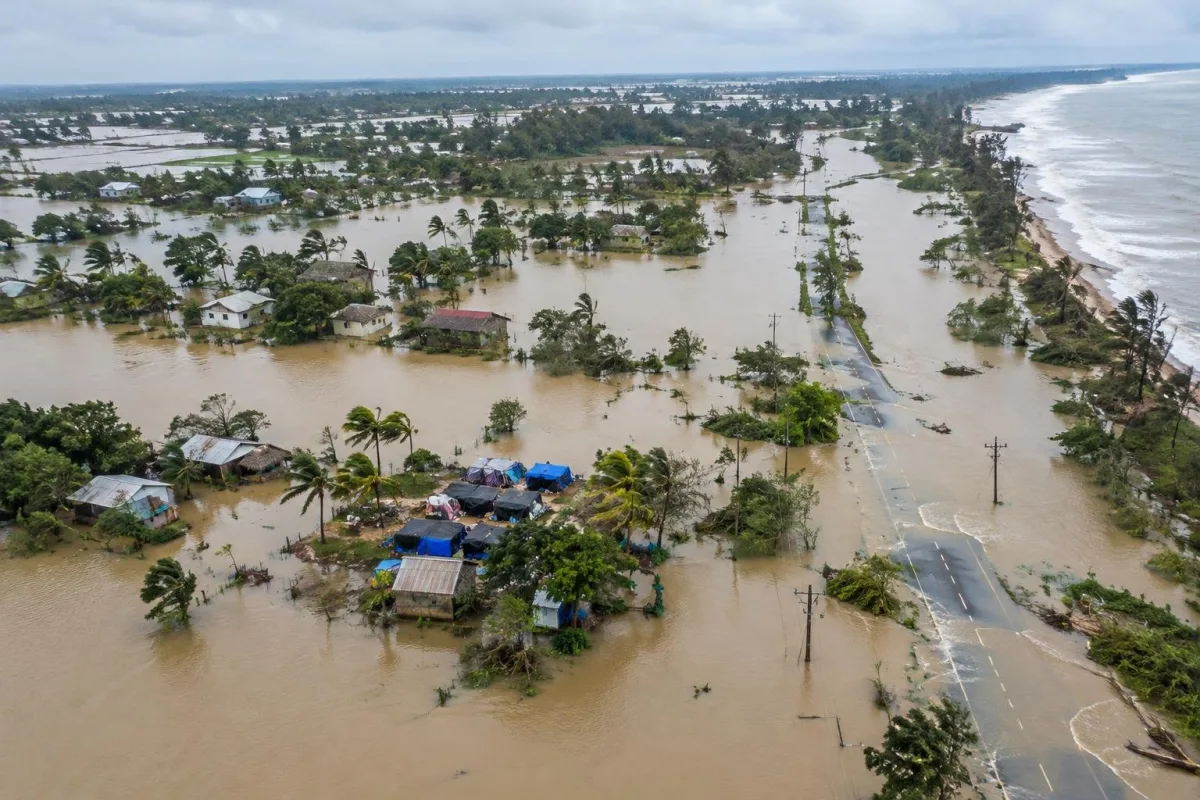 Cyclone Arnab Causes Destruction in Odisha, Thousands Evacuated