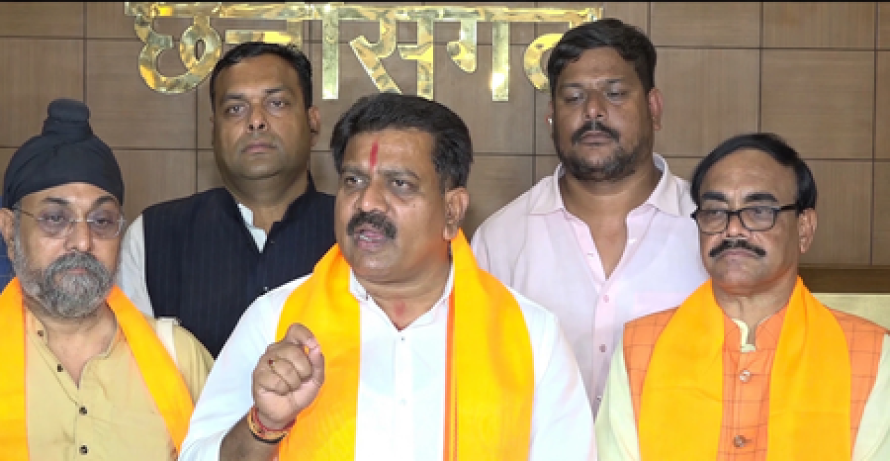 Deputy CM Vijay Sharma Criticizes Rahul Gandhis Remarks on EVMs
