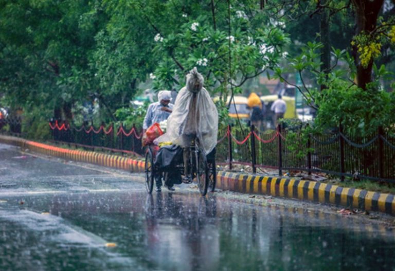 Heavy Rain Hits Delhi-NCR, IMD Issues Orange Alert